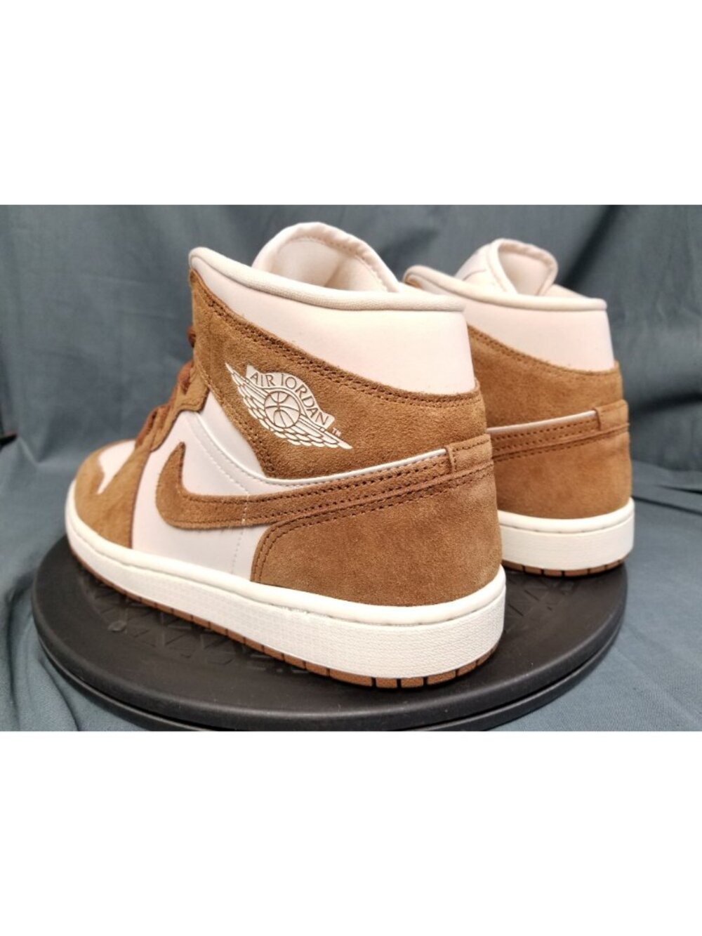 Jordan 1 Mid 'Light British Tan Chalk' BQ6472 203 Womens Size 9 NEW NO BOX! - Picture 6 of 11
